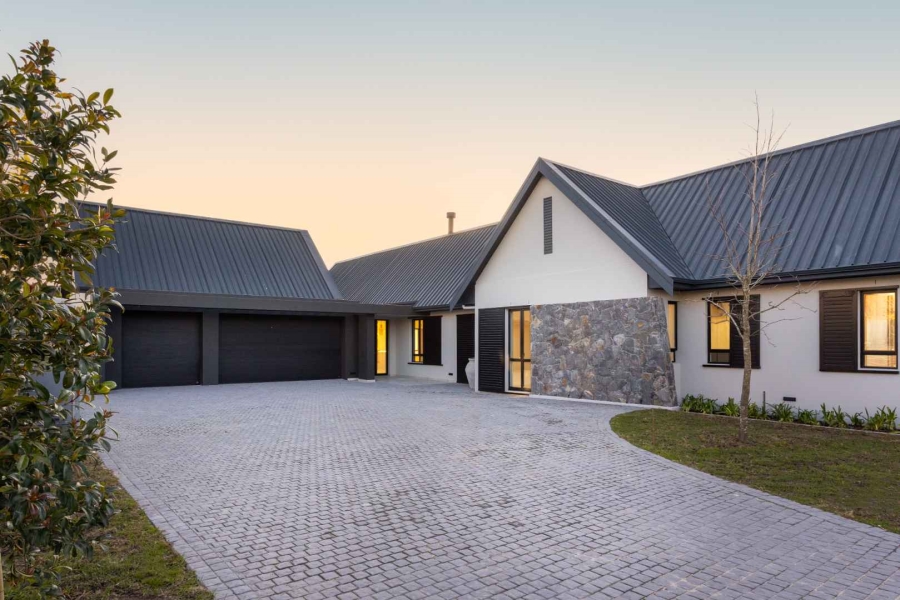 4 Bedroom Property for Sale in Val De Vie Estate Western Cape